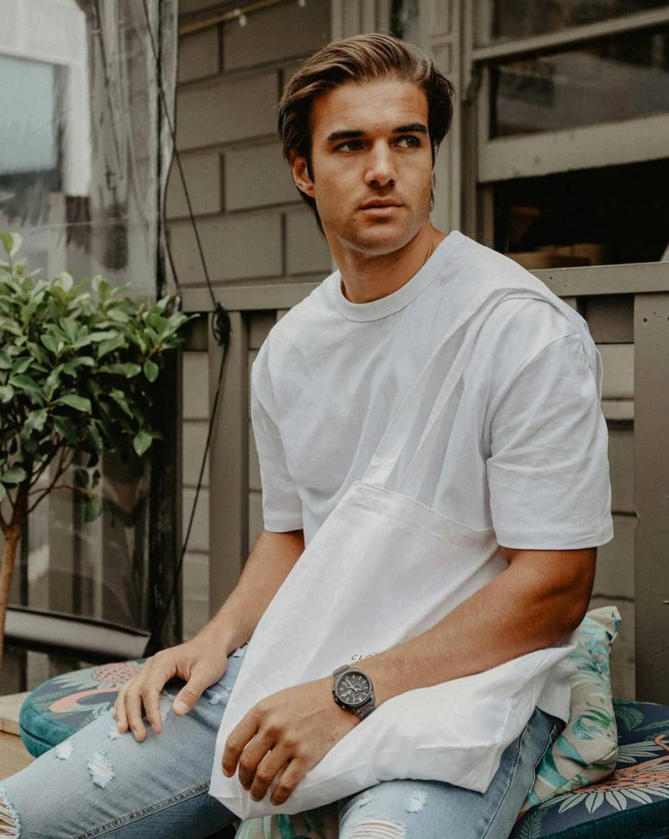 Наручные часы  Casio  Edifice Casio EFV-610DC-1A (фото 4)