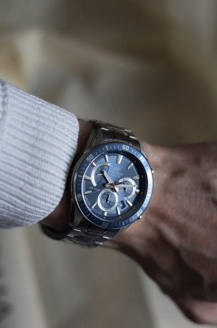 Наручные часы  Casio  Edifice Casio EFR-552D-2A (фото 3)