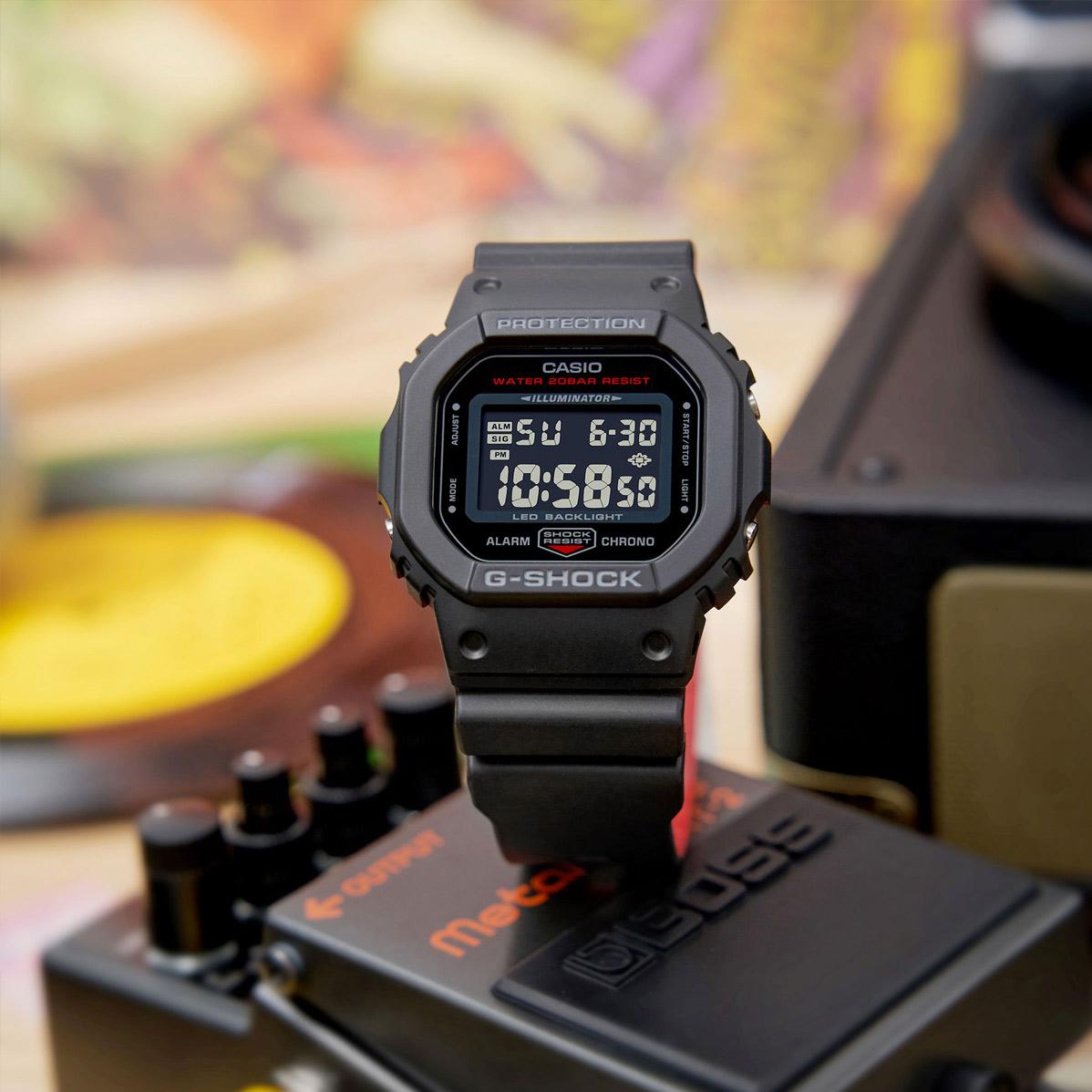 Наручные часы  Casio  G-Shock Casio DW-5600UHR-1E (фото 2)