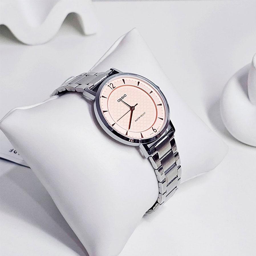 Наручные часы  Casio  Collection Casio LTP-VT04D-4A (фото 2)