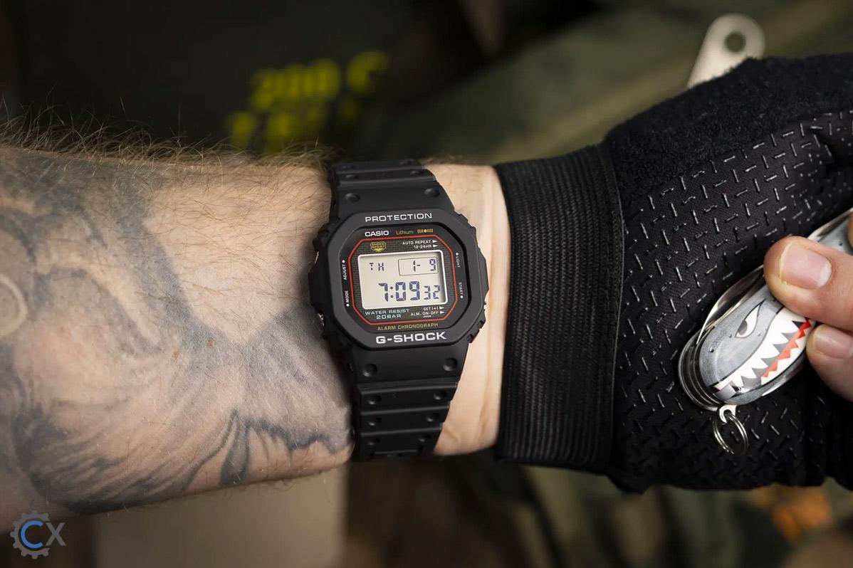 Наручные часы  Casio  G-Shock Casio DW-5000R-1A (фото 14)