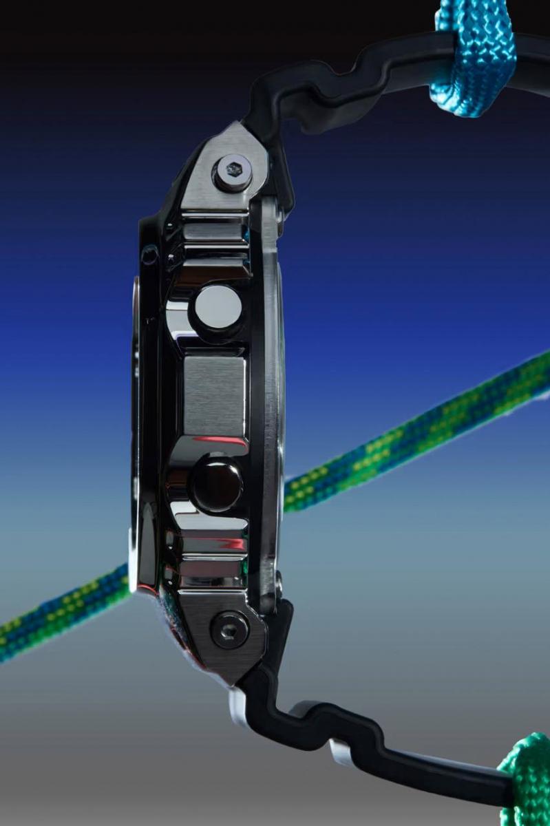 Наручные часы  Casio  G-Shock Casio GM-5600RW-1E (фото 12)