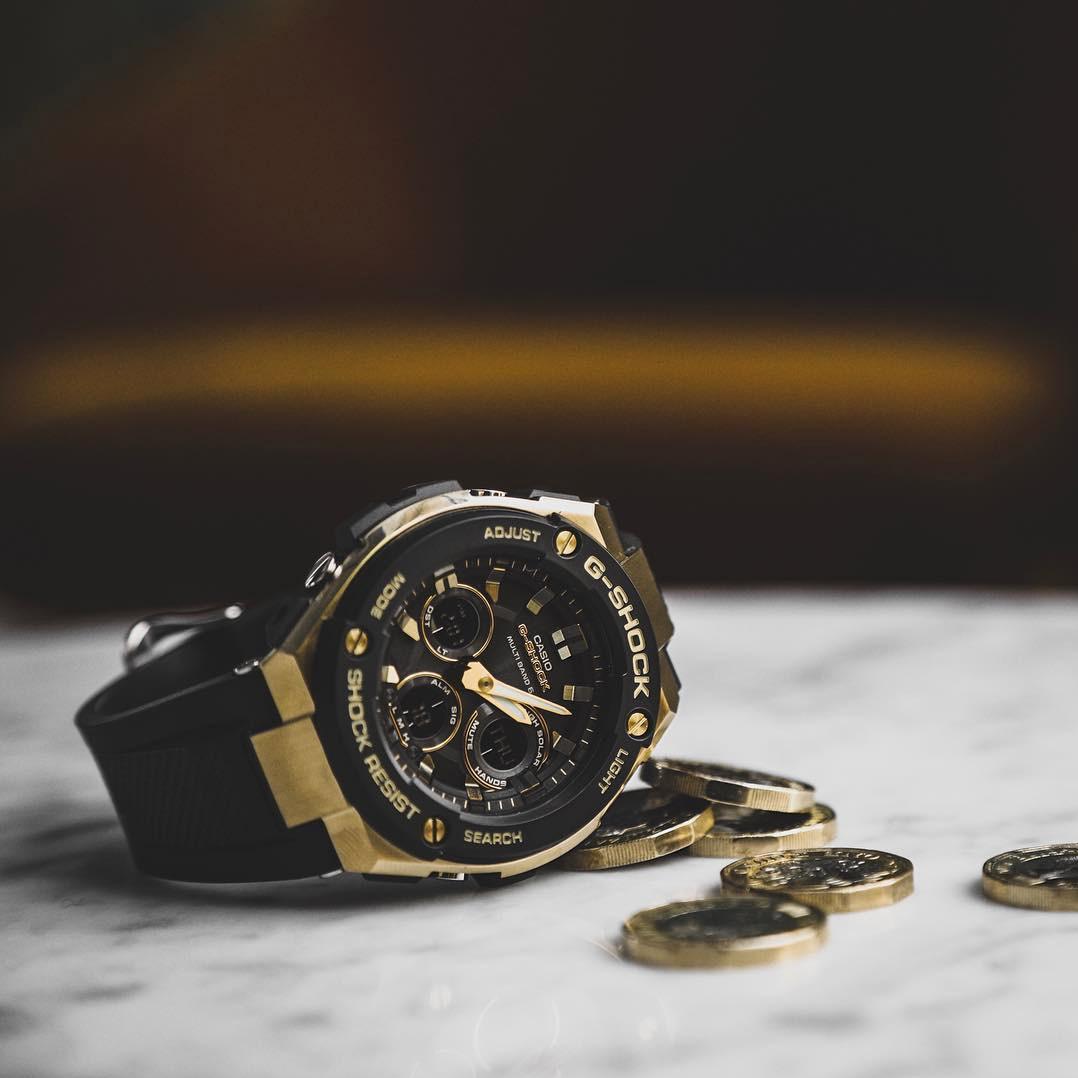 Наручные часы  Casio  G-Shock Casio GST-W300G-1A9 (фото 3)