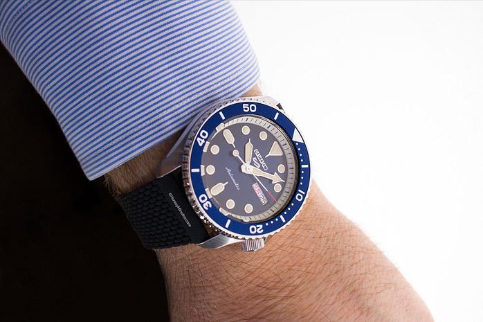 Наручные часы  Seiko  Seiko 5 Sports Seiko SRPD71K2 (фото 9)