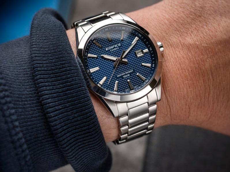 Наручные часы  Casio  Edifice Casio EFV-160D-2A (фото 2)