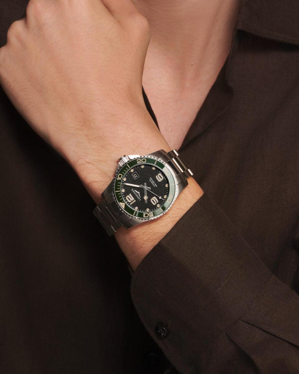 Наручные часы  Longines  HydroConquest Longines L3.781.4.05.6 (фото 8)