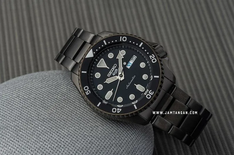 Часы  Seiko  Seiko 5 Sports Seiko SRPD65K1 (фото 6)