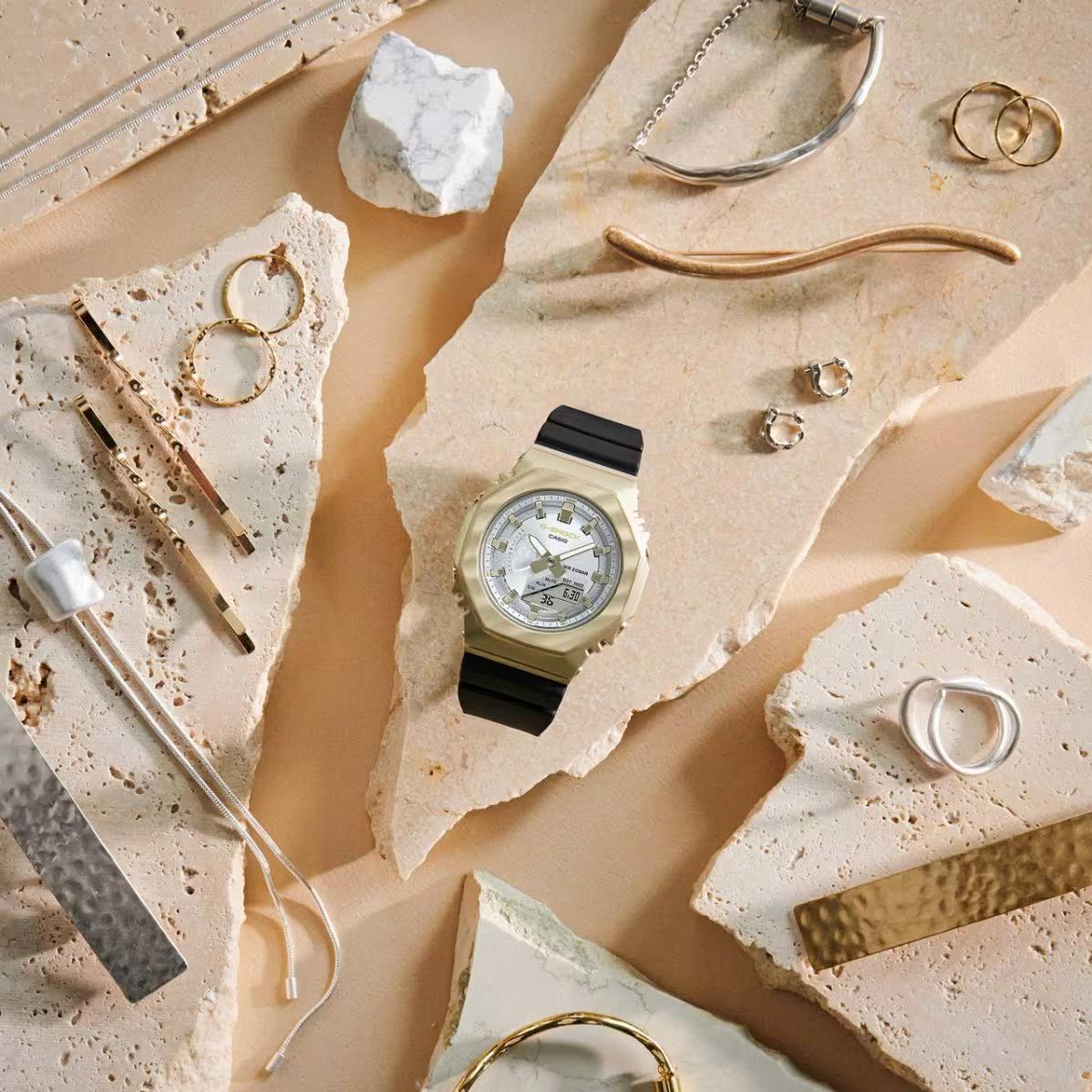 Наручные часы  Casio  G-Shock Casio GM-S2100BC-1A (фото 2)