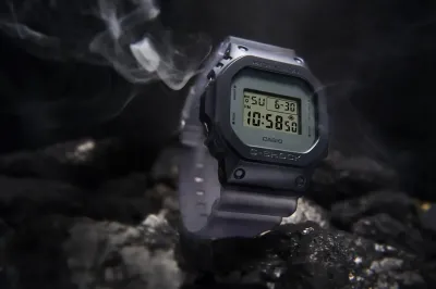Наручные часы  Casio  G-Shock Casio GM-5600MF-2E (фото 7)