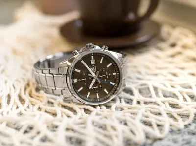 Наручные часы  Casio  Edifice Casio EFV-610D-5C (фото 2)