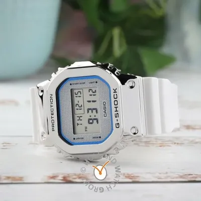 Наручные часы  Casio  G-Shock Casio GM-5600LC-7E (фото 4)