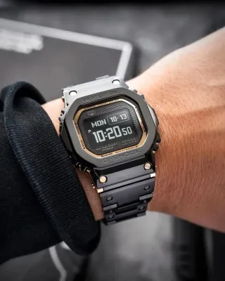 Casio GMW-BZ5000BD-1E