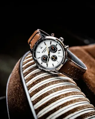 Casio EFR-575L-7A