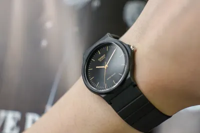 Наручные часы  Casio  Collection Casio MQ-24-1E (фото 8)