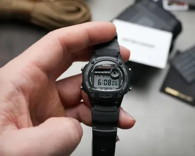 Casio W-220H-1A