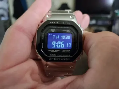 Casio GMW-B5000BT-1E