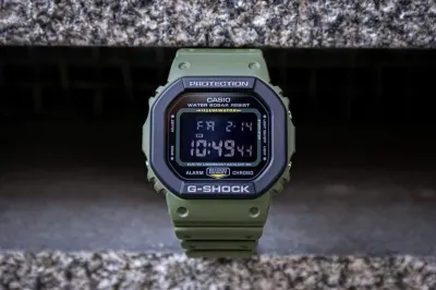 Наручные часы  Casio  G-Shock Casio DW-5610SU-3E (фото 4)