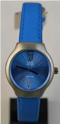 Q&Q Attractive Women GU63J801Y