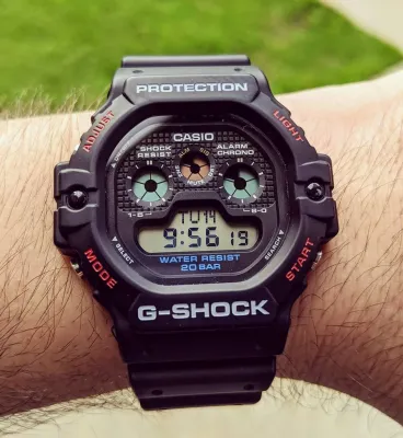 Наручные часы  Casio  G-Shock Casio DW-5900-1E (фото 3)