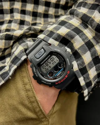 Наручные часы  Casio  G-Shock Casio DW-6900U-1E (фото 2)