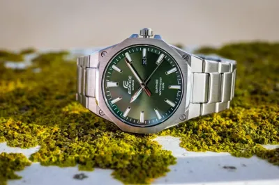 Наручные часы  Casio  Edifice Casio EFR-S108D-3A (фото 6)