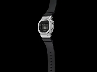 Наручные часы  Casio  G-Shock Casio GM-5600-1E (фото 10)