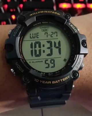 Наручные часы  Casio  Collection Casio AE-1500WHC-1A (фото 2)