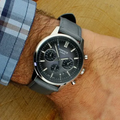 Casio EFR-575C-8A