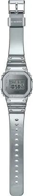 Casio GM-5600YM-8A8