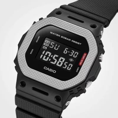 Casio GM-5600BM-1E
