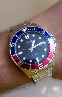 Наручные часы  Casio  Collection Casio MDV-10D-1A3 (фото 4)