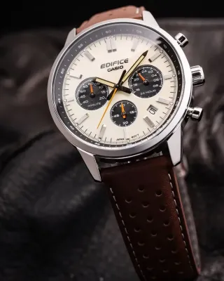 Casio EFR-575L-7A