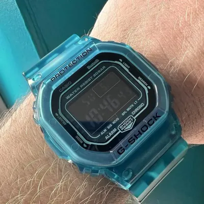 Наручные часы  Casio  G-Shock Casio DW-B5600G-2E (фото 9)
