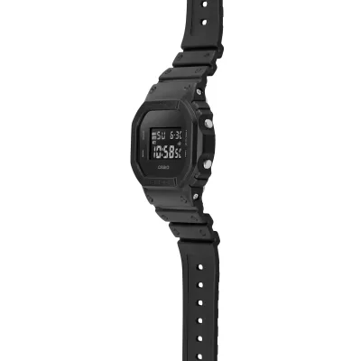 Casio DW-5600UBB-1E