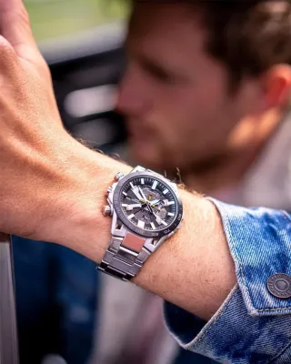 Наручные часы  Casio  Edifice Casio EQB-2000DB-1A (фото 6)