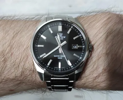 Наручные часы  Casio  Edifice Casio EFV-150D-1A (фото 6)