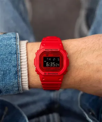 Casio DW-5600RRB-4E