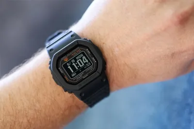 Наручные часы  Casio  G-Shock Casio DW-H5600-1E (фото 5)