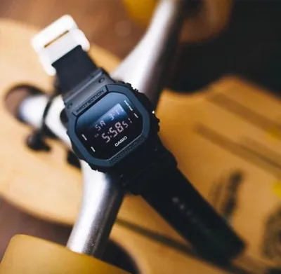 Наручные часы  Casio  G-Shock Casio DW-5600BBN-1E (фото 8)