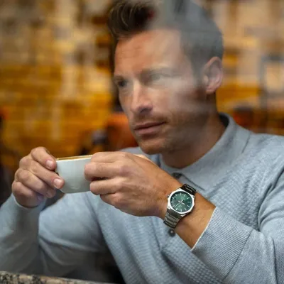 Наручные часы  Casio  Edifice Casio EFR-S108D-3A (фото 3)