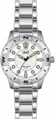 Q&Q QB00J201Y