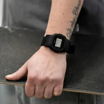 Наручные часы  Casio  G-Shock Casio DW-5600BCE-1E (фото 9)