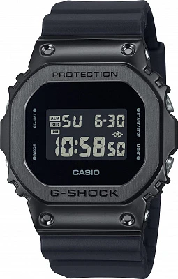 Casio GM-5600UB-1E
