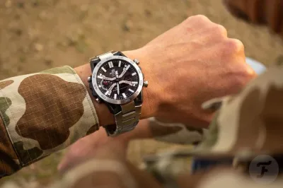 Наручные часы  Casio  Edifice Casio ECB-2000D-1A (фото 7)