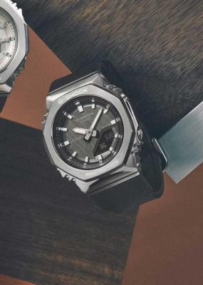 Наручные часы  Casio  G-Shock Casio GM-S2110-1A1 (фото 6)