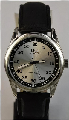 Q&Q Attractive GU64J802Y