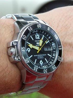 Наручные часы  Seiko  Seiko 5 Sports Seiko SKZ211K1 (фото 2)