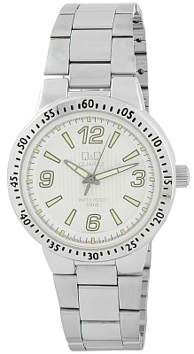 Q&Q Casual Q724J214Y