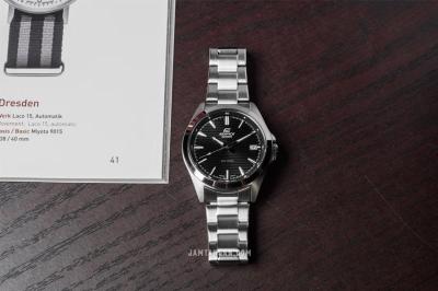 Наручные часы  Casio  Edifice Casio EFV-140D-1A (фото 5)