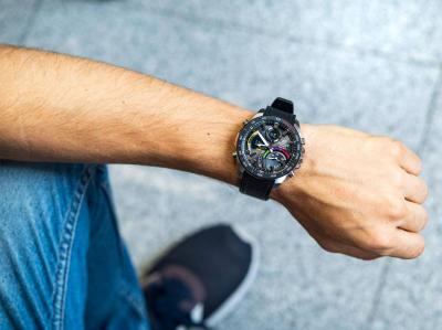 Наручные часы  Casio  Edifice Casio ECB-900MP-1A (фото 2)